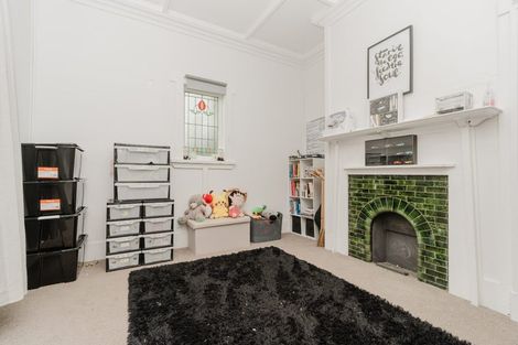 Photo of property in 34 Te Aroha Street, Hamilton East, Hamilton, 3216