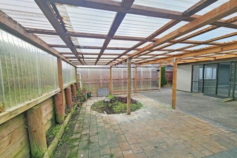 Photo of property in 52 Aotea Drive, Aotea, Porirua, 5024