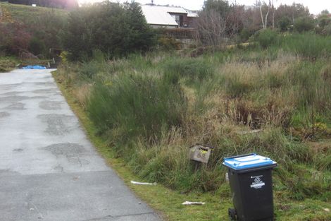 Photo of property in 68 Wynyard Crescent, Fernhill, Queenstown, 9300