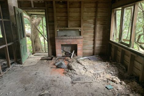 Photo of property in 17 Cynthia Place, Baylys Beach, 0377