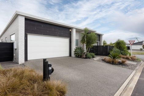 Photo of property in 21 Jacob Street, Brookfield, Tauranga, 3110