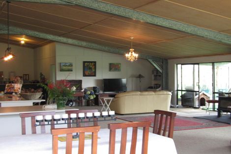 Photo of property in 6 Nikau Place, Edgecumbe, 3120