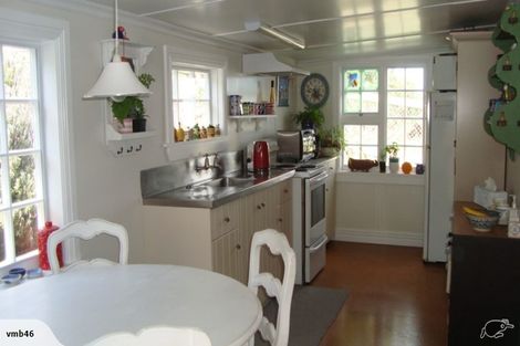 Photo of property in 4 College Road, Lyttelton, 8082