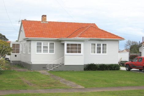 Photo of property in 102 Clarence Street, Thames, 3500