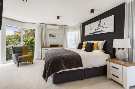 Photo of property in 10 Mccrystal Avenue, Bucklands Beach, Auckland, 2012