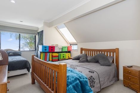 Photo of property in 2/134 Marine Parade, Mount Maunganui, 3116