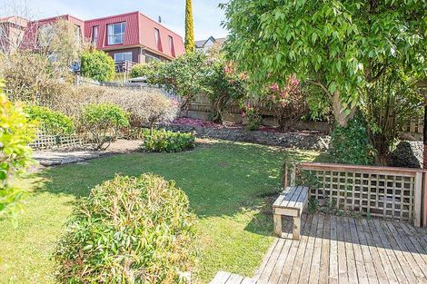 Photo of property in 32 Garfield Avenue, Roslyn, Dunedin, 9010