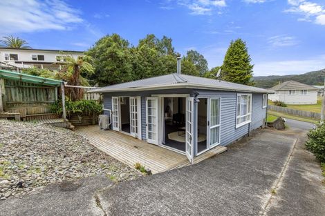 Photo of property in 81 Bird Grove, Stokes Valley, Lower Hutt, 5019