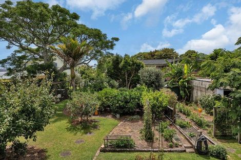 Photo of property in 94 One Tree Point Road, One Tree Point, 0118