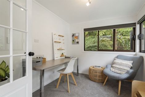 Photo of property in 102 Park Hill Road, Birkenhead, Auckland, 0626