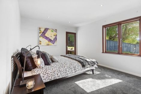 Photo of property in 22 Tai Paku Paku Road, Karaka Bays, Wellington, 6022