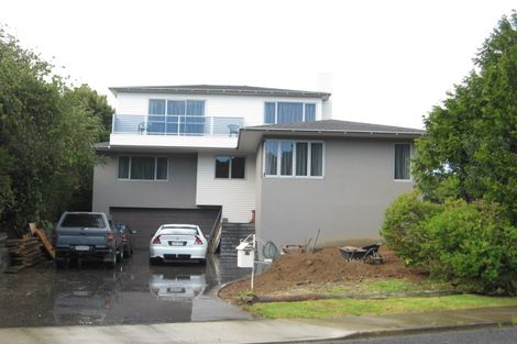 Photo of property in 12 Hillcrest Grove, Hillpark, Auckland, 2102