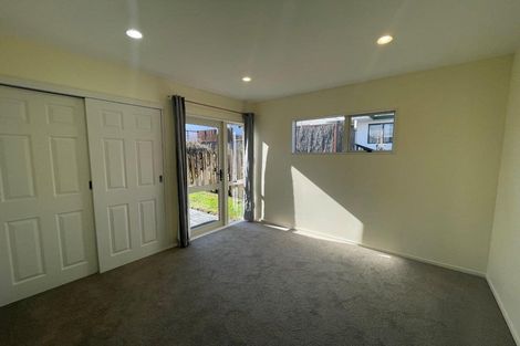 Photo of property in 6 Marco Place, Highland Park, Auckland, 2010