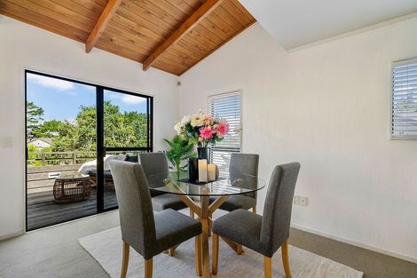 Photo of property in 1/55 James Evans Drive, Northcote, Auckland, 0627