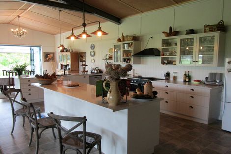 Photo of property in 6 Nikau Place, Edgecumbe, 3120