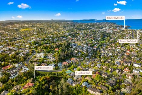 Photo of property in 11 Landvale Court, Browns Bay, Auckland, 0630