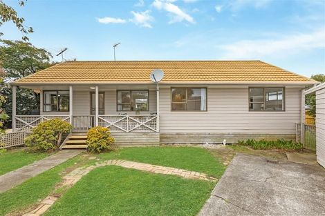 Photo of property in 2/14 Priestley Drive, Bucklands Beach, Auckland, 2014