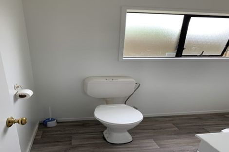 Photo of property in 2/108 Portage Road, New Lynn, Auckland, 0600