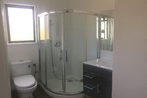 Photo of property in 13 Westwell Road, Belmont, Auckland, 0622