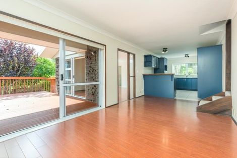 Photo of property in 13 Bellbird Rise, Murrays Bay, Auckland, 0630