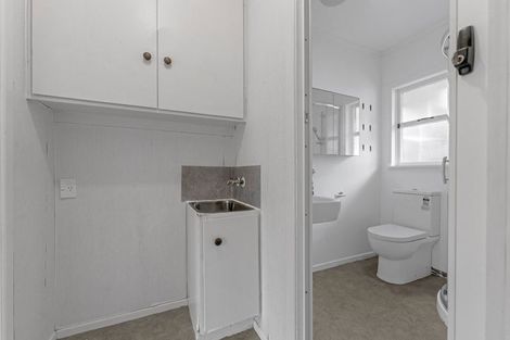 Photo of property in 1/263 Lake Road, Belmont, Auckland, 0622