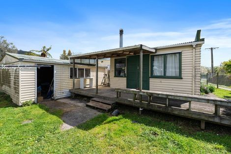 Photo of property in 51 Kawaha Point Road, Fairy Springs, Rotorua, 3015