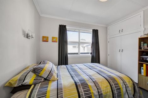 Photo of property in 35 Disraeli Street, Hawera, 4610