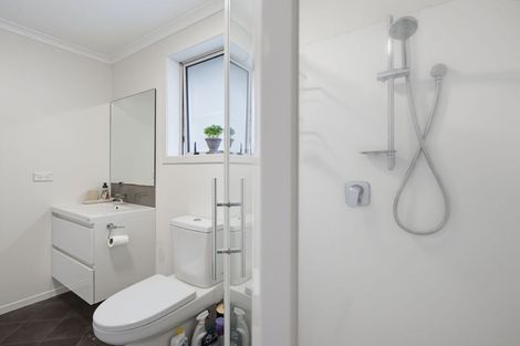 Photo of property in 27 Chiefs Court, Hamilton East, Hamilton, 3216