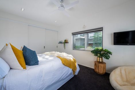 Photo of property in 42 Braemar Road, Rothesay Bay, Auckland, 0630