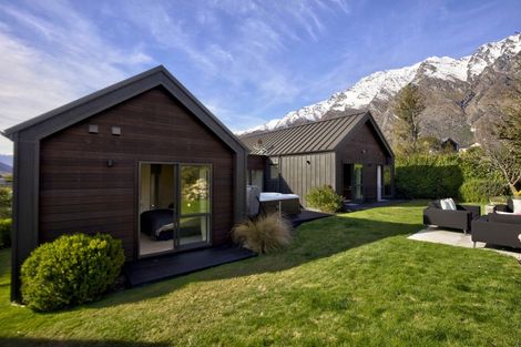 Photo of property in 37 Mcadam Drive, Jacks Point, Queenstown, 9371