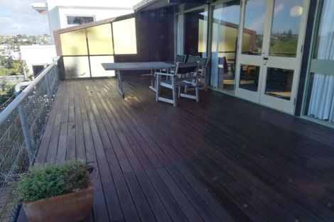 Photo of property in 13 Churchill Road, Murrays Bay, Auckland, 0630