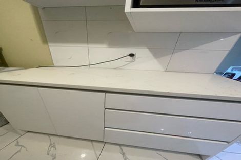 Photo of property in 83 Lynwood Road, New Lynn, Auckland, 0600