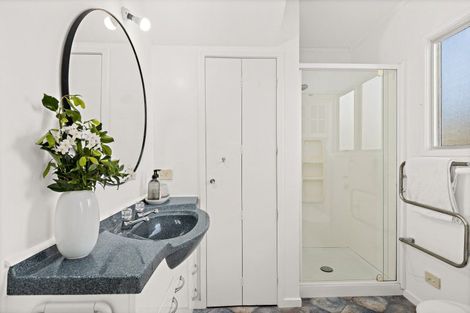 Photo of property in 42 Point Wells Road, Point Wells, Warkworth, 0986