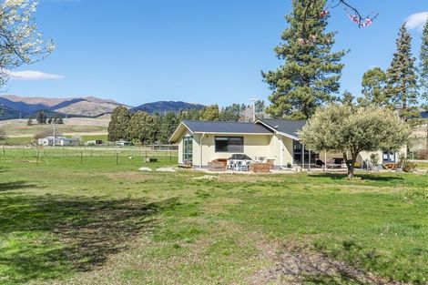 Photo of property in 541 Ardgour Road, Tarras, Cromwell, 9383