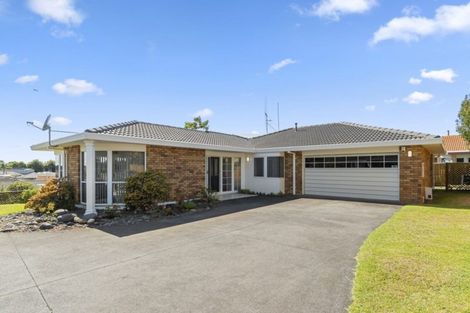 Photo of property in 9a Plateau Heights, Mount Maunganui, 3116