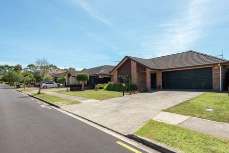 Photo of property in 9 Franshell Crescent, East Tamaki, Auckland, 2013