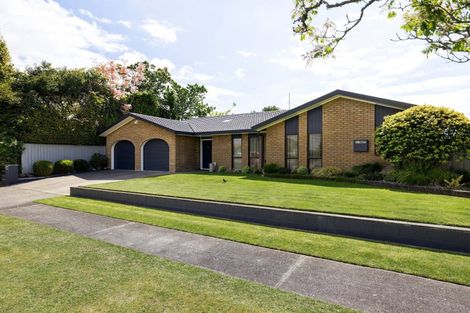 Photo of property in 2 Warwick Avenue, St Andrews, Hamilton, 3200