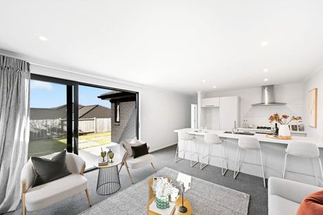 Photo of property in 2/10 Bostonkip Crescent, Fitzroy, Hamilton, 3282