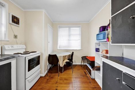 Photo of property in 179 Egmont Street, Patea, 4520