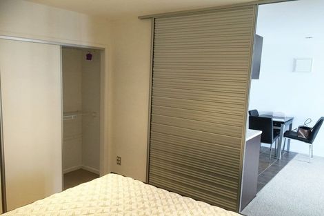 Photo of property in The Statesman Apartments, 1006/1 Parliament Street, Auckland Central, Auckland, 1010