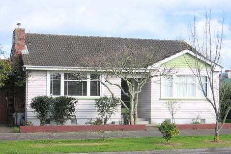 Photo of property in 6 Ihle Street, Terrace End, Palmerston North, 4410