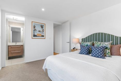 Photo of property in 10 Claremont Avenue, Papanui, Christchurch, 8053