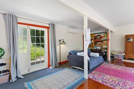 Photo of property in 42 Sarah Street, Waikawa Beach, Levin, 5573