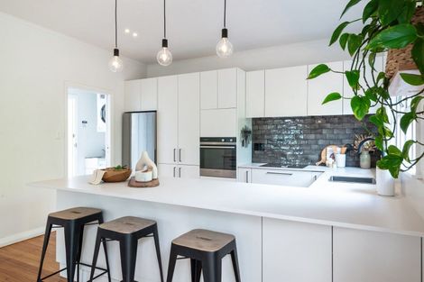 Photo of property in 7 Knight Avenue, Mount Albert, Auckland, 1025