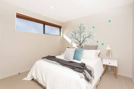 Photo of property in 6a Sawyers Arms Road, Northcote, Christchurch, 8052