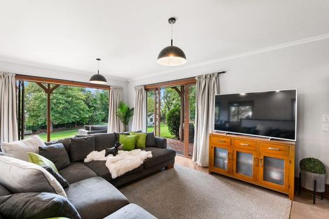 Photo of property in 10 Trig Road, West Harbour, Auckland, 0618