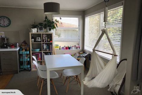 Photo of property in 52 Juniper Road, Sunnynook, Auckland, 0620