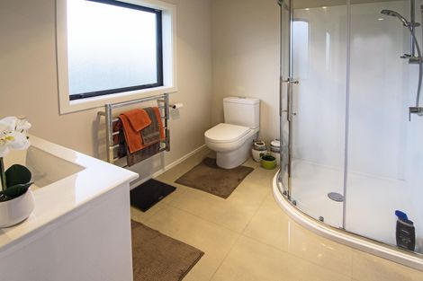 Photo of property in 13 Hartley Avenue, Carterton, 5713