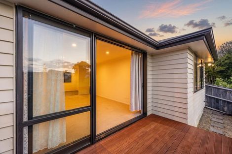 Photo of property in 2/65e Metcalfe Road, Ranui, Auckland, 0612