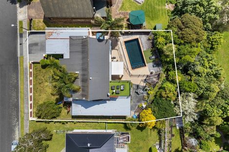 Photo of property in 10 Grassy Downs Place, St Andrews, Hamilton, 3200